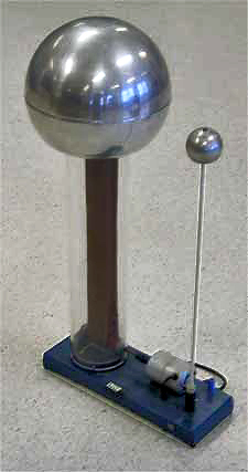 Van de Graaff generators can be quite small, like this version used by science educators. Credit: Jared C. Benedict, CC BY-SA 3.0